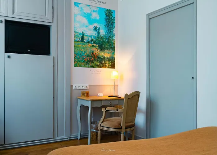 Hotel De Biencourt